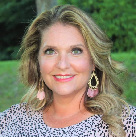 Meet your Posher, Arlena - Picture 1 of 1